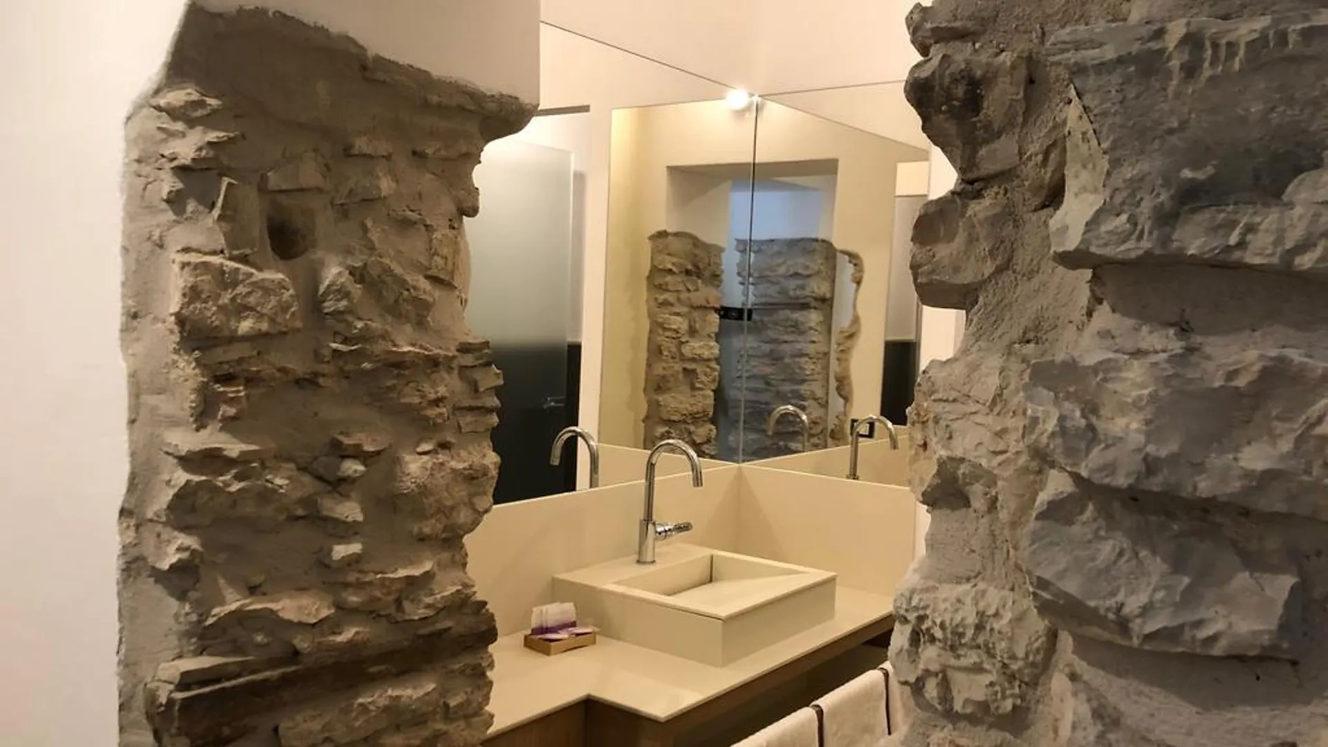 Hotel Corona Spiazzi Di Caprino Italie