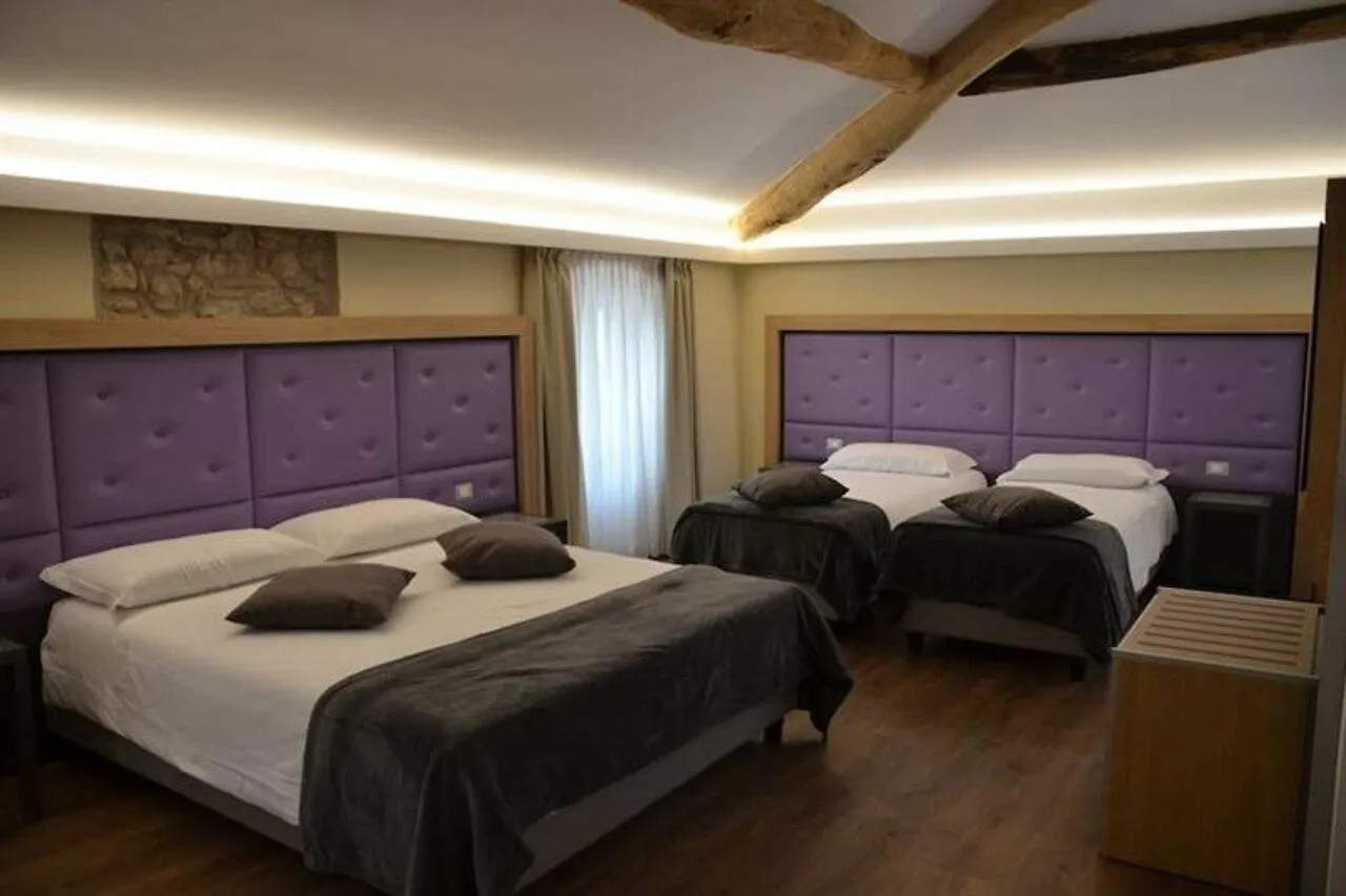 Hotel Corona Spiazzi Di Caprino