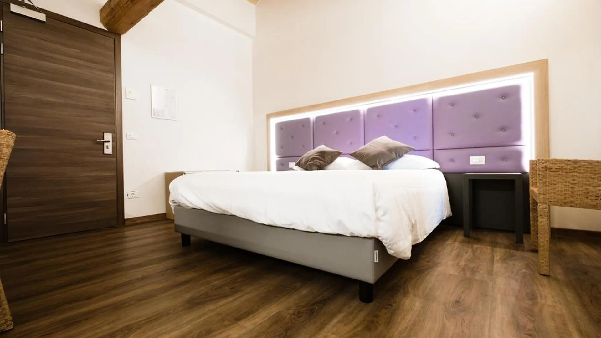 Hotel Corona Spiazzi Di Caprino